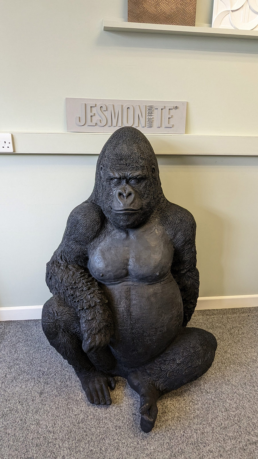 Jesmonite AC100 life size sliver back gorilla shropshire