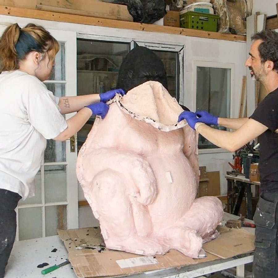 peeling silicone mould black gorilla fibre glass casting