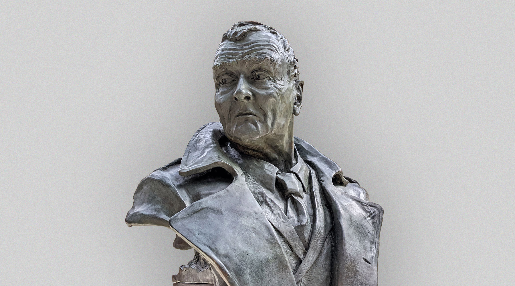 Adrian Shooter bust marylebone